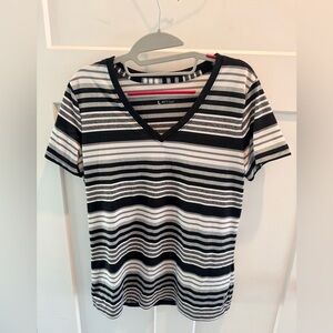 Reebok Women’s Large V-Neck Athletic Tee Black Gray Striped Performance Workout